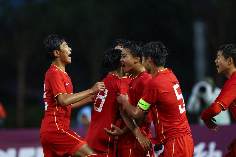 基米希达成欧冠生涯百场里程碑，成拜仁队史第五人